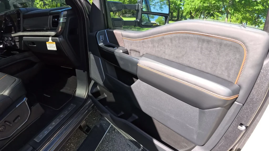 F-450 Classic Hauler - Interior Video